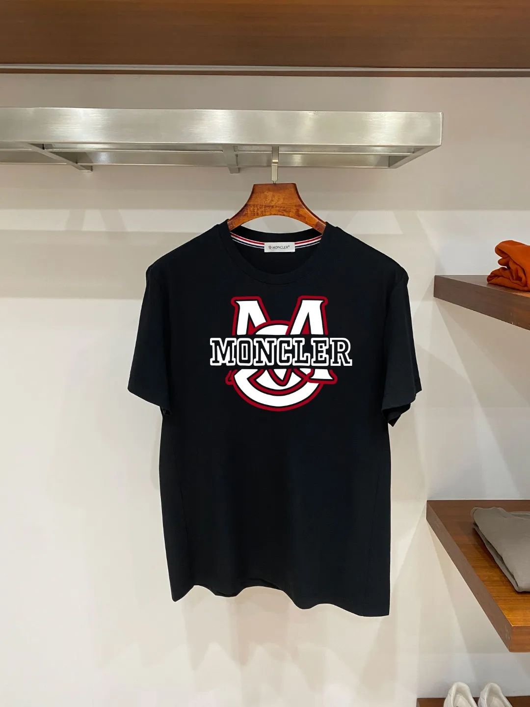 Moncler T 26s New Arrival Supima 210 ， ， + ， ， ， ， ， Breathable， ！ ， ， ，Series ， 5 ， ， 100 ， 1% . Versatile， 。 Breathable， ：White// /Light Green /Khaki / /Black Sizes：M-3XL Size ：178-130 L